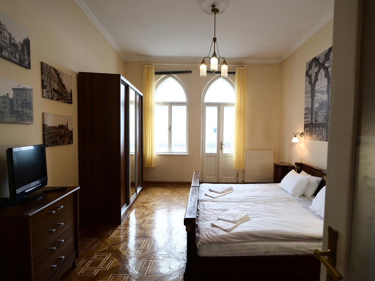 The Historical Family Nest In City Centre Lviv Ngoại thất bức ảnh