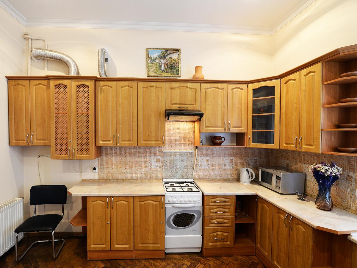 The Historical Family Nest In City Centre Lviv Ngoại thất bức ảnh