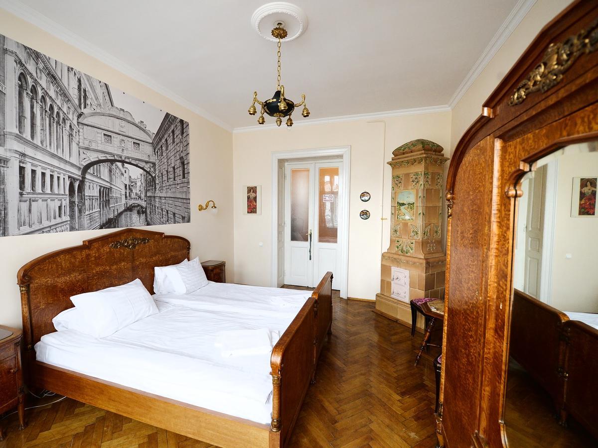 The Historical Family Nest In City Centre Lviv Ngoại thất bức ảnh
